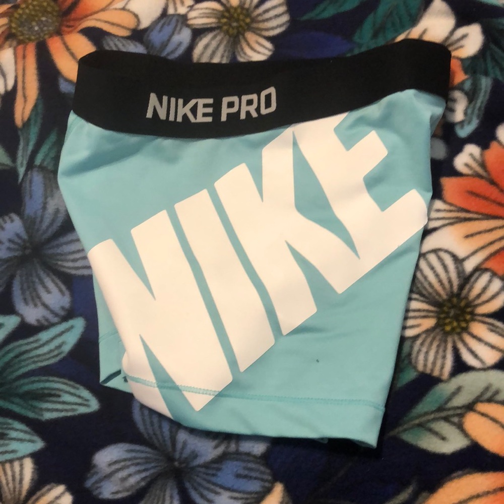 Nike pro shorts SOLD